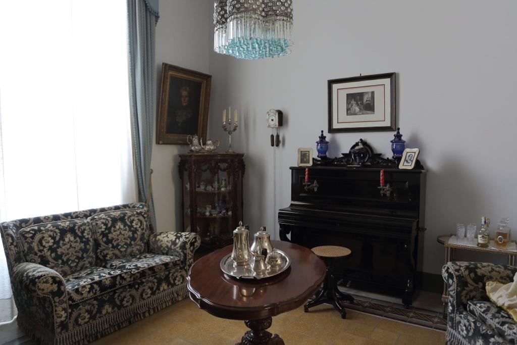 לצ'ה Antica Dimora Villa Della Lupa מראה חיצוני תמונה